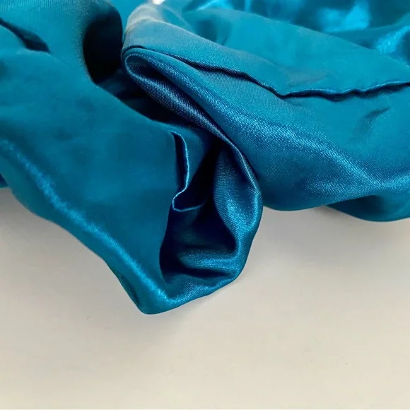 The Room Shop Giant Satin Scrunchie in Peacock - Picture 4 of 8
